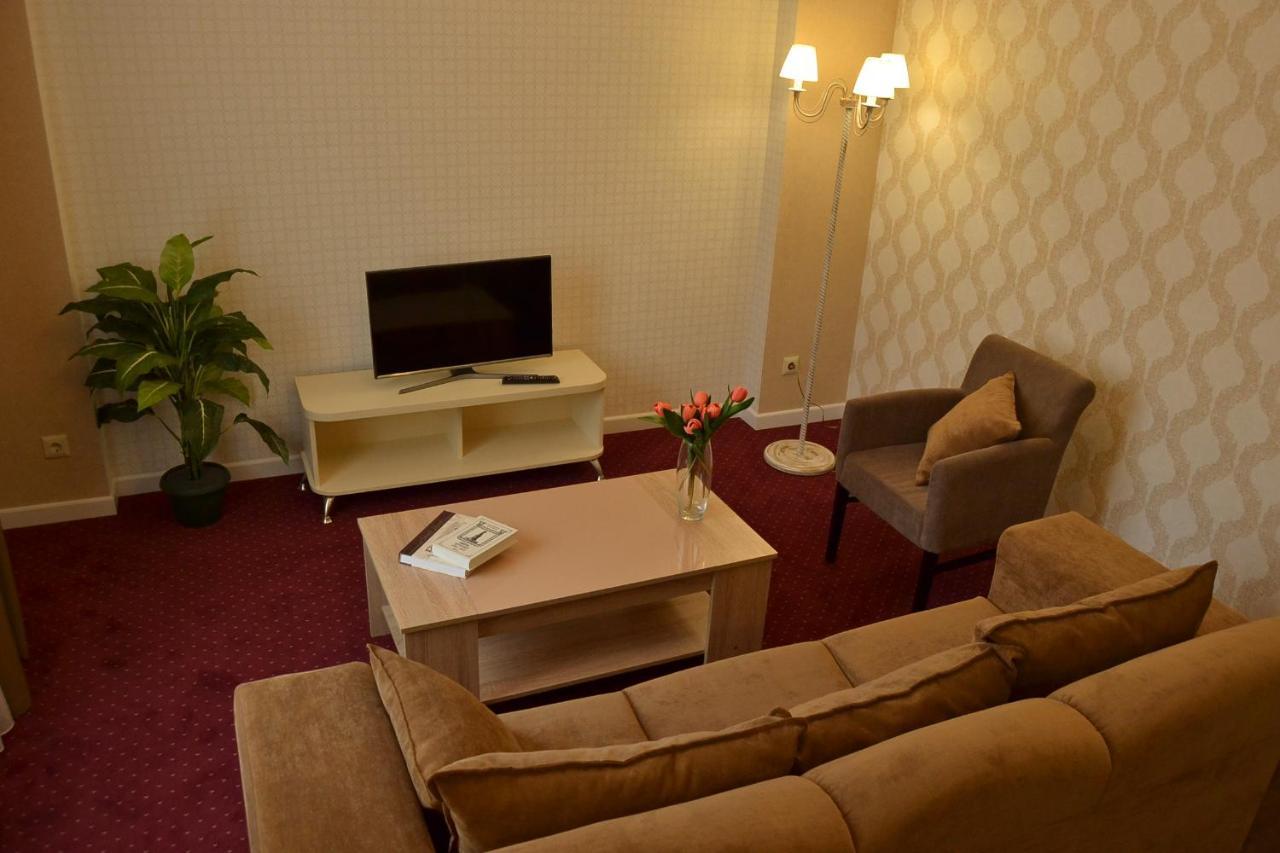 Hotel Ajur Odessa Luaran gambar