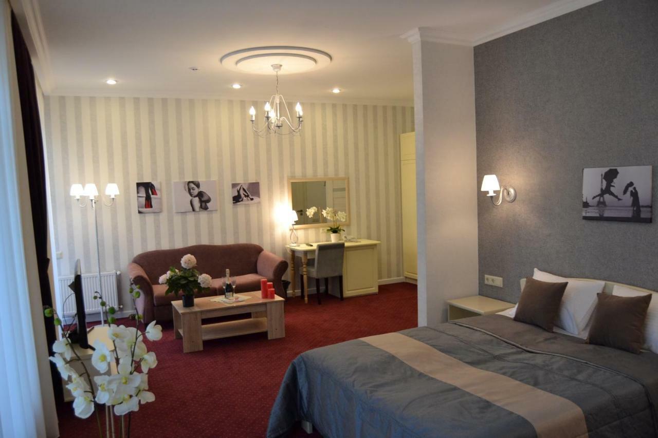 Hotel Ajur Odessa Luaran gambar