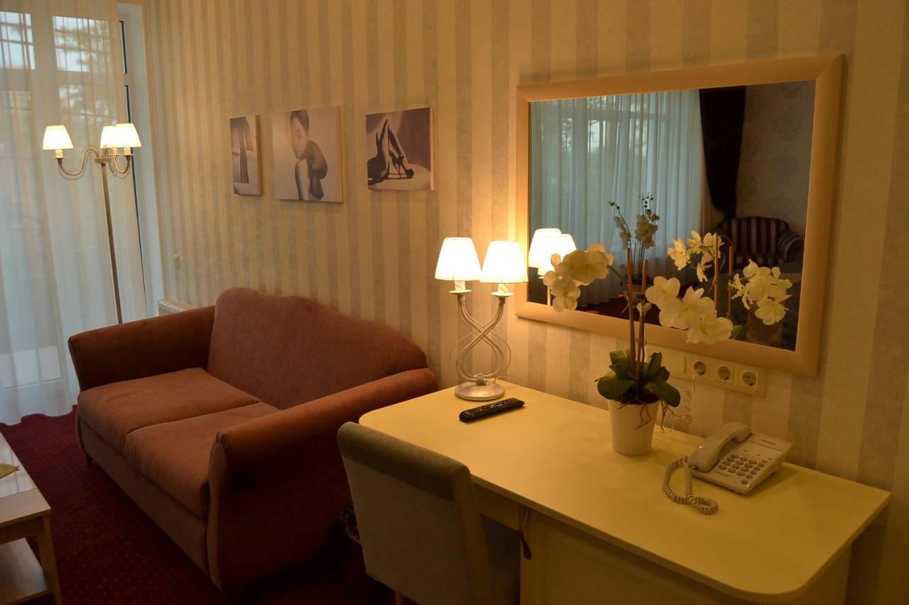 Hotel Ajur Odessa Luaran gambar