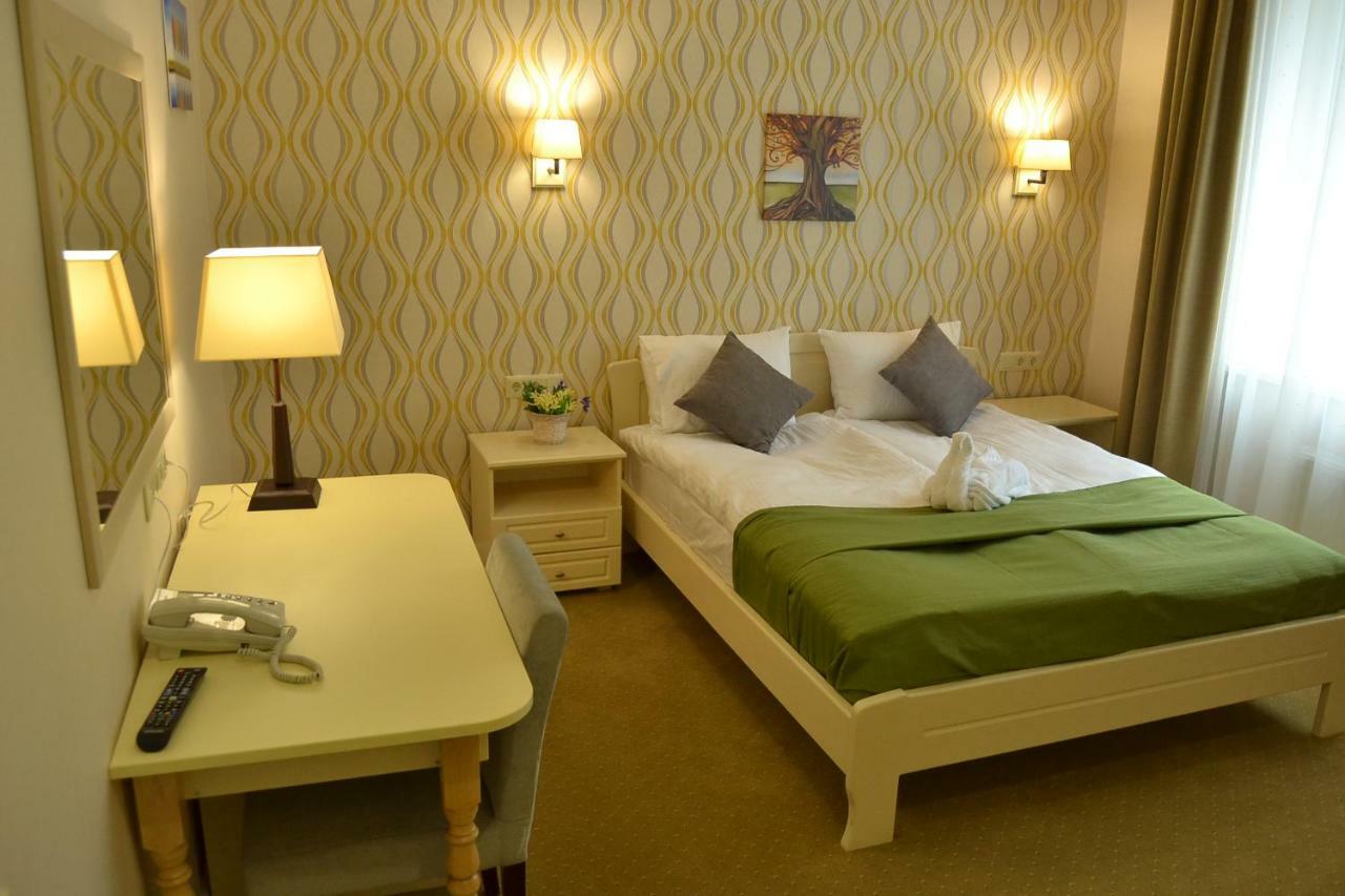Hotel Ajur Odessa Luaran gambar