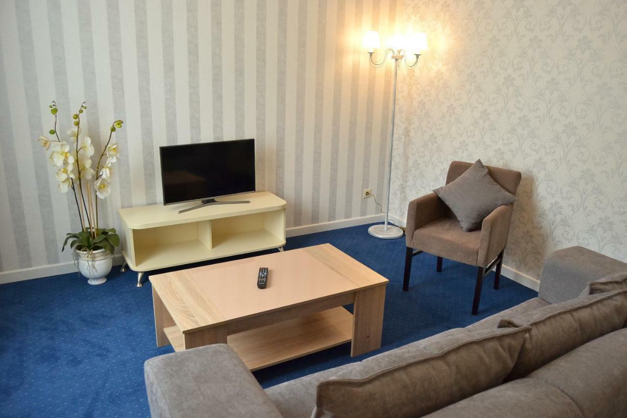 Hotel Ajur Odessa Luaran gambar